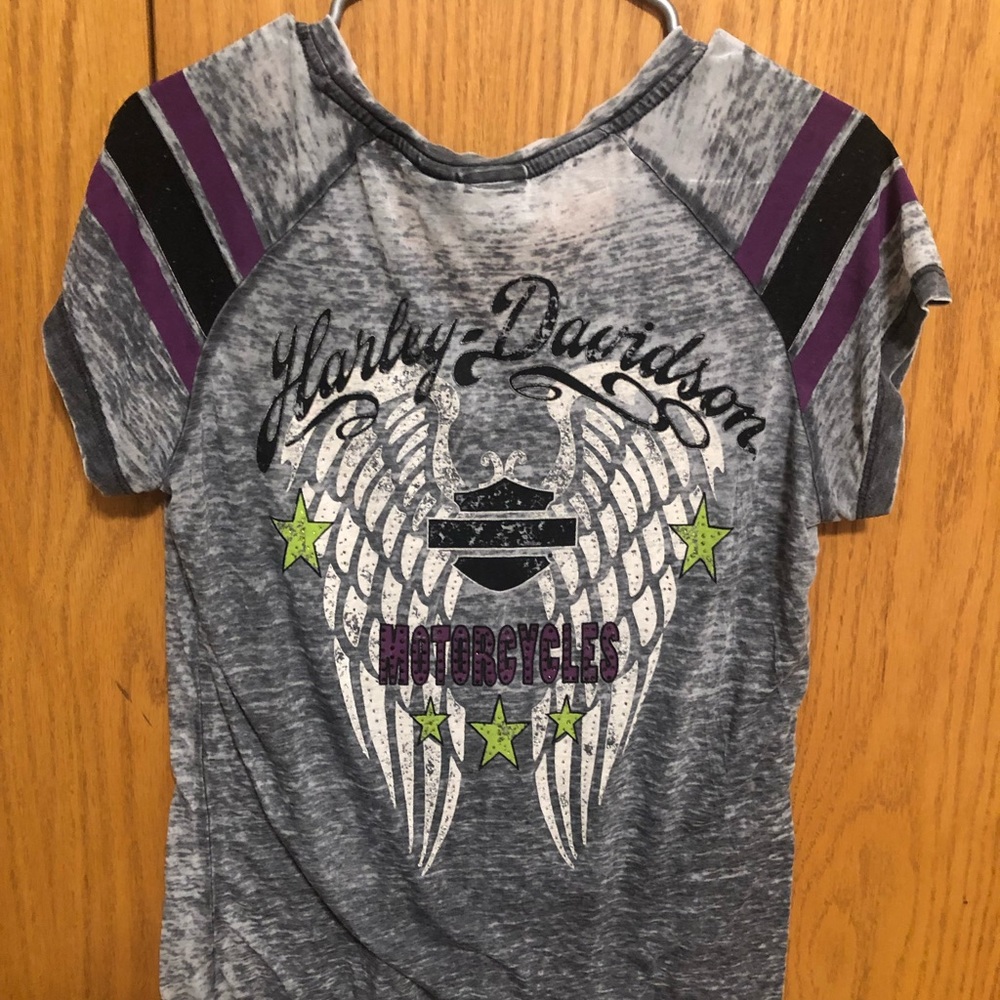 Women’s size large Harley Davidson shirt